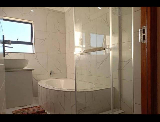 4 BEDROOM HOUSE FOR SALE IN WILDTUIN PARK
